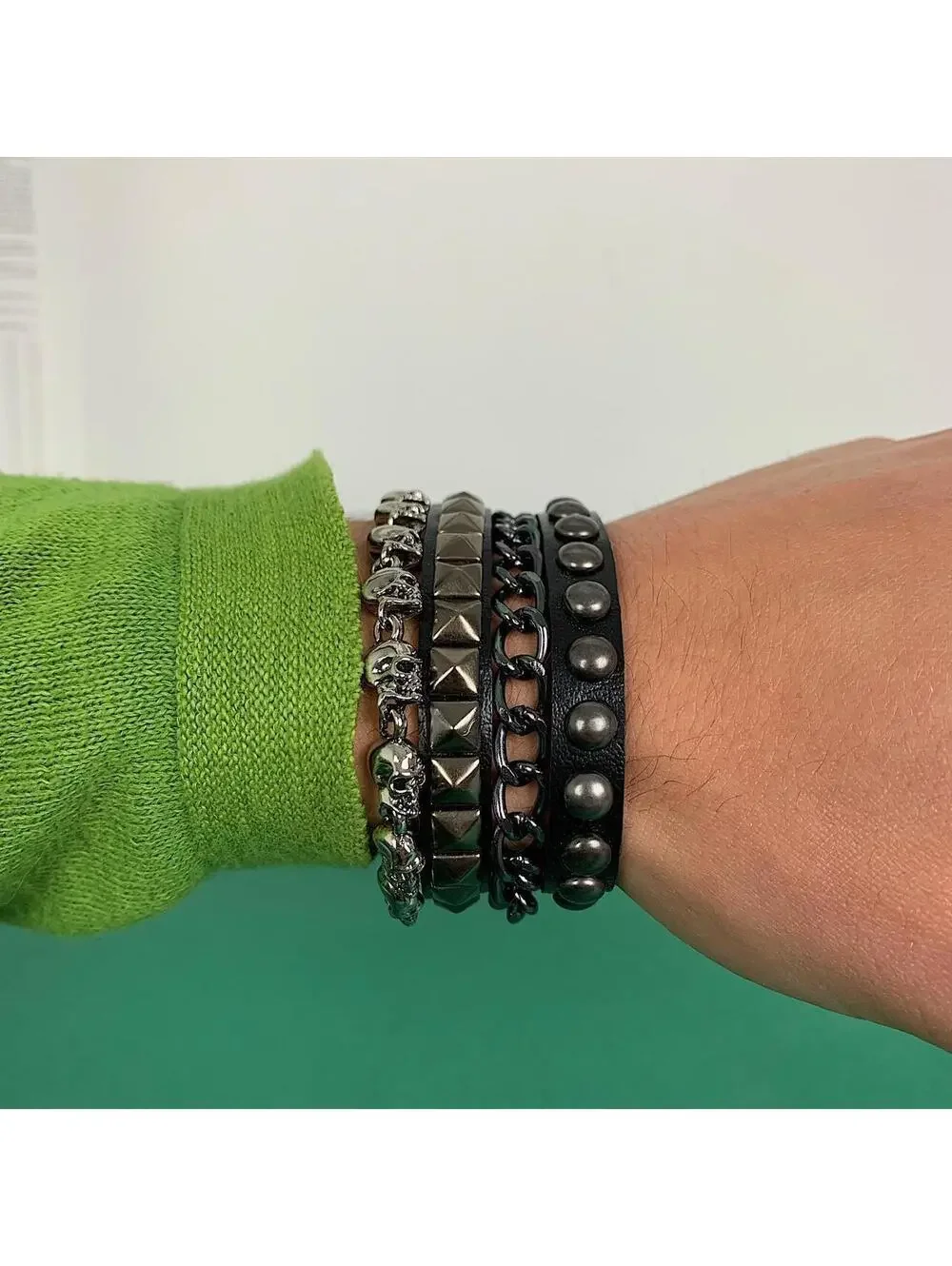 Grunge Y2K style Black and silver studded spike bracelet set